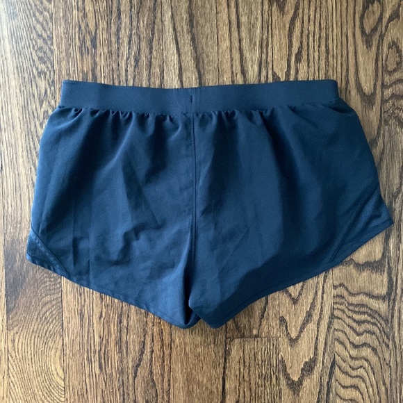 Under Armour - Fly-By 2.0 Mini Shorts - M - Black - Picture 3 of 6